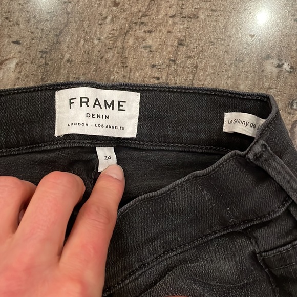 FRAME Le Skinny De Jeanne Released-Hem Jeans in Micoy, 24 - Picture 7 of 9